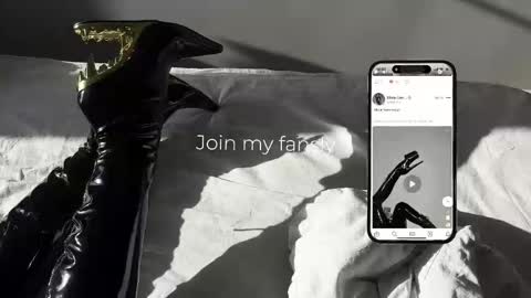 Diva Silvia online show from 12/05/25, 04:25