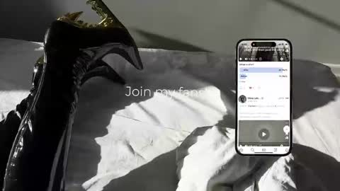 Diva Silvia online show from 12/19/25, 04:14