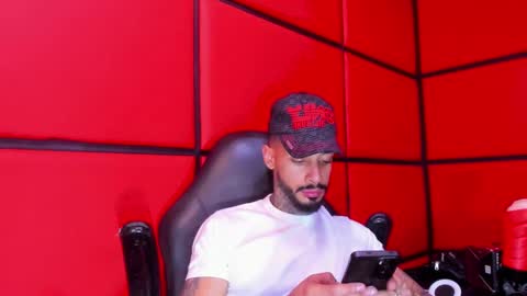 ---Vinzen--- online show from 02/25/26, 05:06