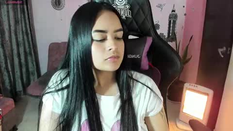 Daniela online show from 09/27/25, 08:08