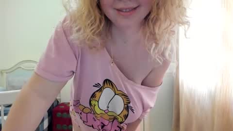 Snapshot of viodetta chatting on 02/23/26, 01:08 viodetta online show from 02/23/26, 01:08