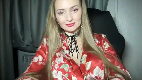 Snapshot of viola_1 chatting on 02/09/25, 01:22 Funny girl online show from 02/09/25, 01:22