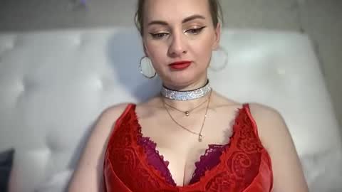 Snapshot of viola_1 chatting on 03/06/25, 02:29 Funny girl online show from 03/06/25, 02:29