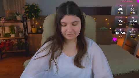 Snapshot of viola__shy chatting on 05/09/26, 10:04 Viola online show from 05/09/26, 10:04