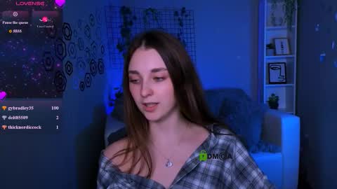 Snapshot of viola_bah chatting on 03/15/26, 04:02 Vi online show from 03/15/26, 04:02