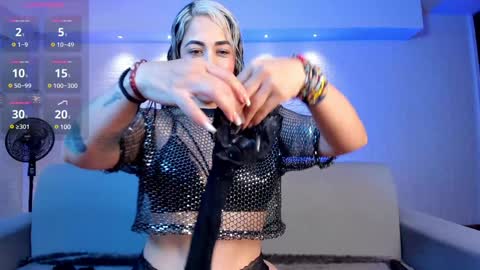 Snapshot of violeet_scott chatting on 01/23/25, 10:54 Violett  Everyday From 0530 to 1430 Col Time online show from 01/23/25, 10:54