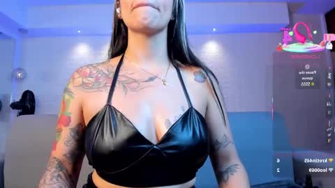 Snapshot of violeet_scott chatting on 03/05/25, 05:08 Violett  Everyday From 0530 to 1430 Col Time online show from 03/05/25, 05:08