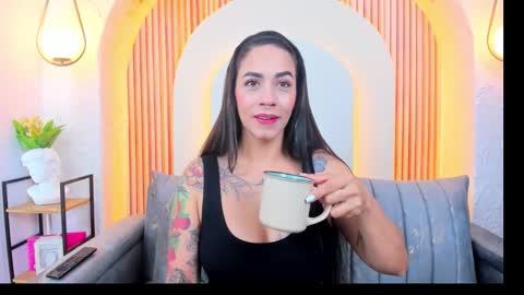 Snapshot of violeet_scottt chatting on 02/11/26, 10:42 Violette online show from 02/11/26, 10:42