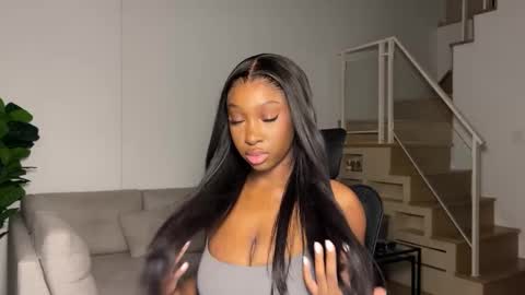 Fantasy Black Girl online show from 12/17/25, 08:20