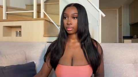 Snapshot of violet6xft chatting on 04/11/26, 05:01 Fantasy Black Girl online show from 04/11/26, 05:01