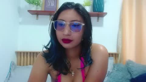 V I O L E T  online show from 05/23/26, 02:21