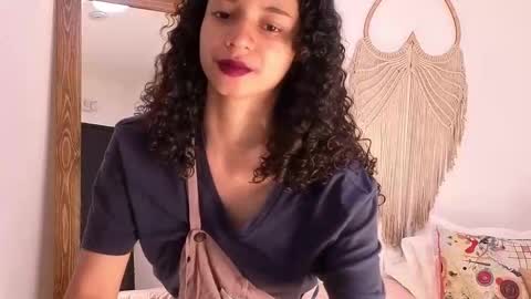 Snapshot of violet__15 chatting on 02/10/26, 12:20 violet__15 online show from 02/10/26, 12:20