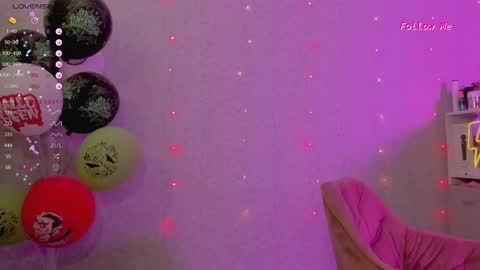 violet____h online show from 12/06/24, 08:40