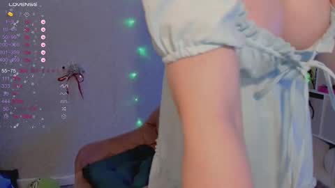 violet____h online show from 01/01/25, 09:31