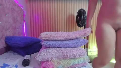 violet__taylor_ online show from 09/29/25, 02:27