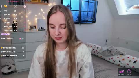 Snapshot of violet_blue_eyes chatting on 03/06/26, 12:56 Violet online show from 03/06/26, 12:56