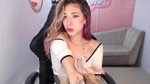 Snapshot of violet_ch chatting on 12/09/24, 10:41 violet online show from 12/09/24, 10:41