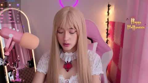 Snapshot of violet_ch chatting on 10/06/25, 04:59 violet online show from 10/06/25, 04:59