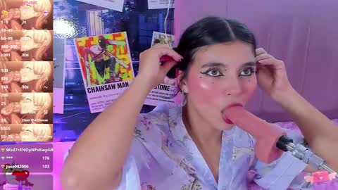 Snapshot of violet_fiore chatting on 09/26/25, 02:32 Violet Fiore online show from 09/26/25, 02:32