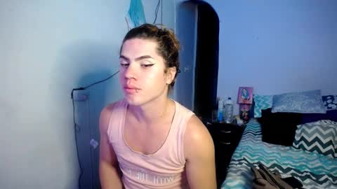 violet_hyuga online show from 11/09/25, 03:16