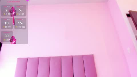 violet online show from 10/30/25, 02:51