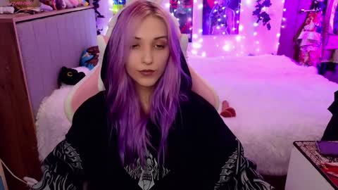 Deya online show from 01/31/25, 08:11