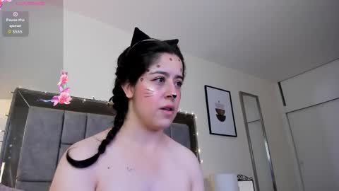 Violet Nova online show from 12/18/25, 01:39