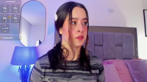 Violet Nova online show from 04/17/26, 11:35