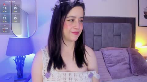 Violet Nova online show from 05/07/26, 11:37