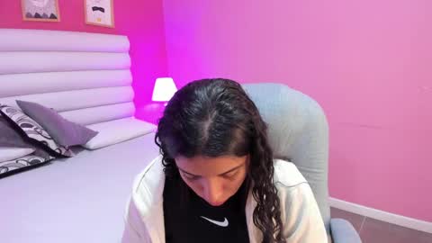 violet_sinclair online show from 04/15/26, 11:17