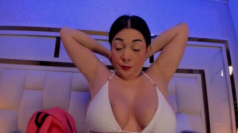 violet_sm online show from 12/01/25, 03:00