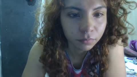 Snapshot of violet_smmithh chatting on 06/23/26, 02:42 Violet online show from 06/23/26, 02:42