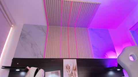 Violeta online show from 02/11/25, 04:46