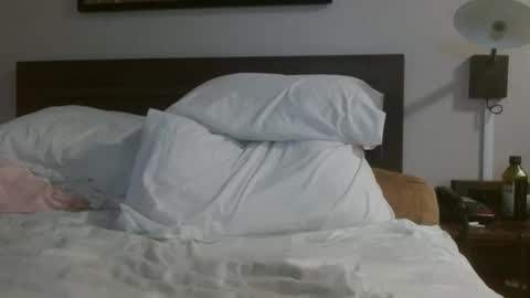 violet_winter97 online show from 11/13/25, 02:32