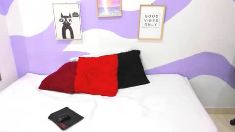 violeta_1404 online show from 11/01/25, 11:56