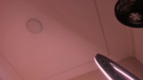 Snapshot of violeta_abel chatting on 10/15/25, 10:59 Violeta  online show from 10/15/25, 10:59