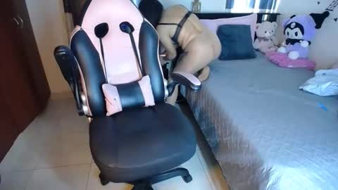 violeta.. online show from 10/27/25, 08:57