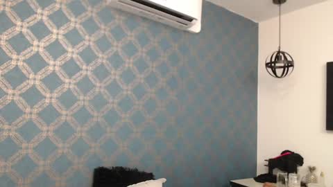 Violeta  online show from 12/19/24, 01:18