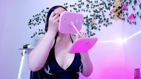 Snapshot of violeta_cutee chatting on 03/21/26, 10:42 Violeta online show from 03/21/26, 10:42