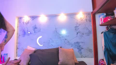 Violet  online show from 09/11/25, 04:23