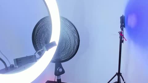 Violet  online show from 09/12/25, 04:12