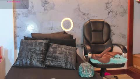 Violet  online show from 09/30/25, 03:33