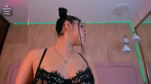 Violeta Garcia online show from 09/25/25, 09:13