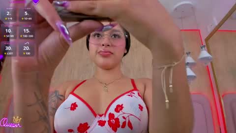 Snapshot of violeta_garcia chatting on 04/26/26, 10:13 Violeta Garcia online show from 04/26/26, 10:13