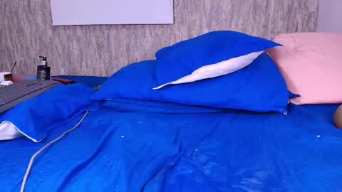 violeta london online show from 03/01/25, 09:18