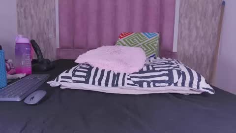 violeta london online show from 09/09/25, 11:54