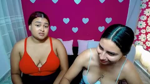 Snapshot of violeta_rouses chatting on 04/25/26, 03:09 violeta_rouses online show from 04/25/26, 03:09