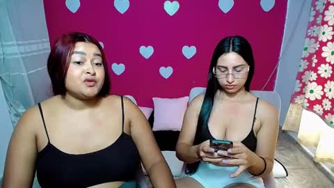 Snapshot of violeta_rouses chatting on 04/29/26, 04:11 violeta_rouses online show from 04/29/26, 04:11