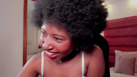 Snapshot of violeta_ruizz chatting on 11/05/25, 11:54 Violeta Ruiz online show from 11/05/25, 11:54