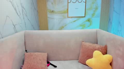 Snapshot of violeta_sub chatting on 05/23/26, 01:26 IG violeta sub online show from 05/23/26, 01:26